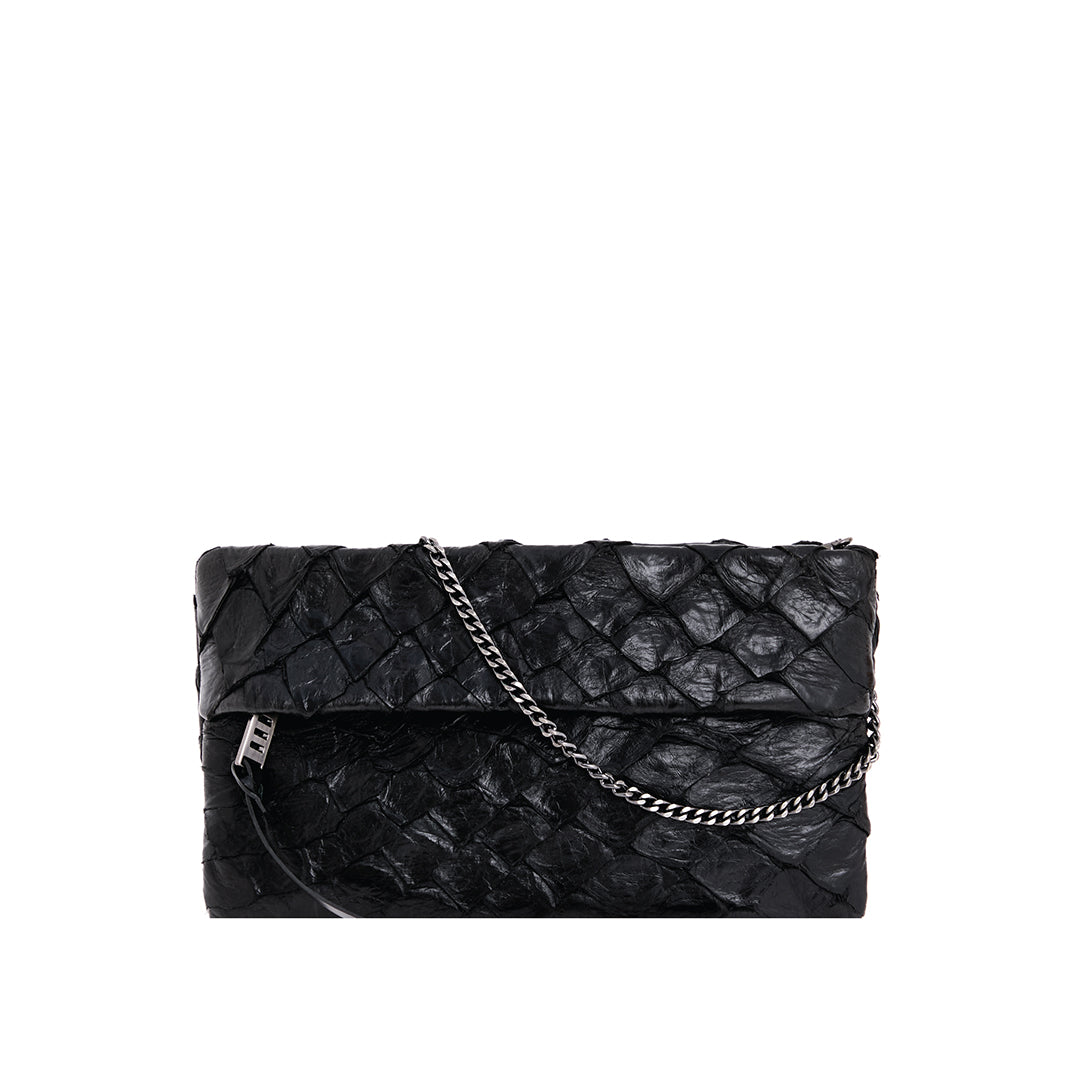 Aquira Mini - Mini Clutch em couro de pirarucu - Preto