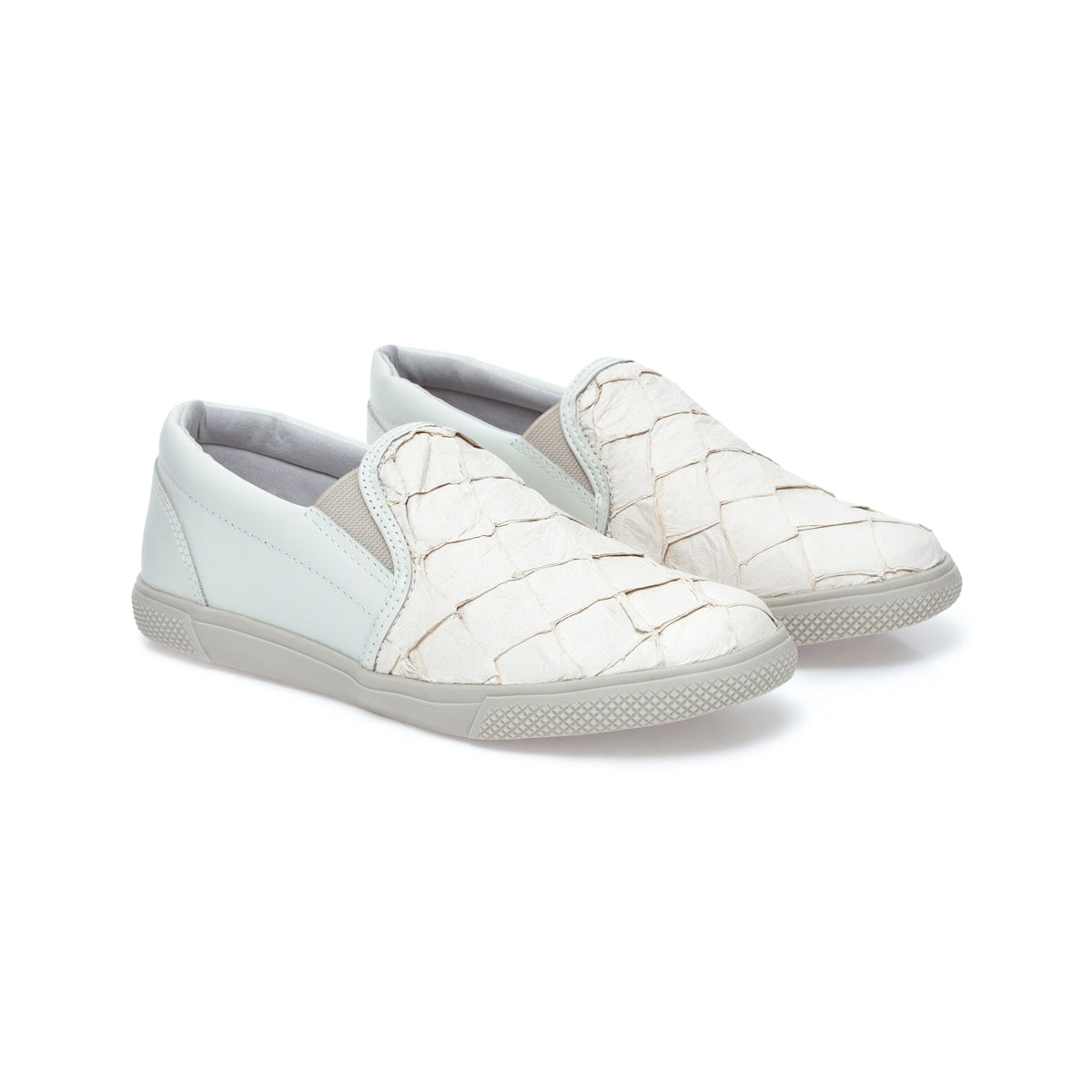 NADI - Tênis Feminino com Frente em Couro de Pirarucu Off-white